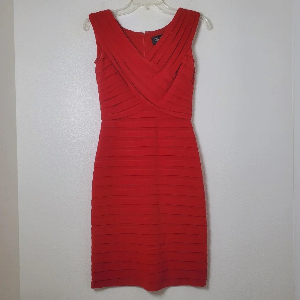 Adrianna Papell Petite Red Tiered Sheath Dress 4P Sleeveless‎ Cocktail V-Neck